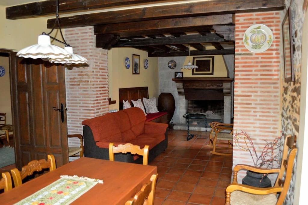 Granja De Cantarinas Ciudad Rodrigo Exterior foto